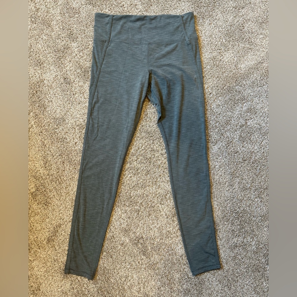 Athleta size Large Elation extra long over heel legging